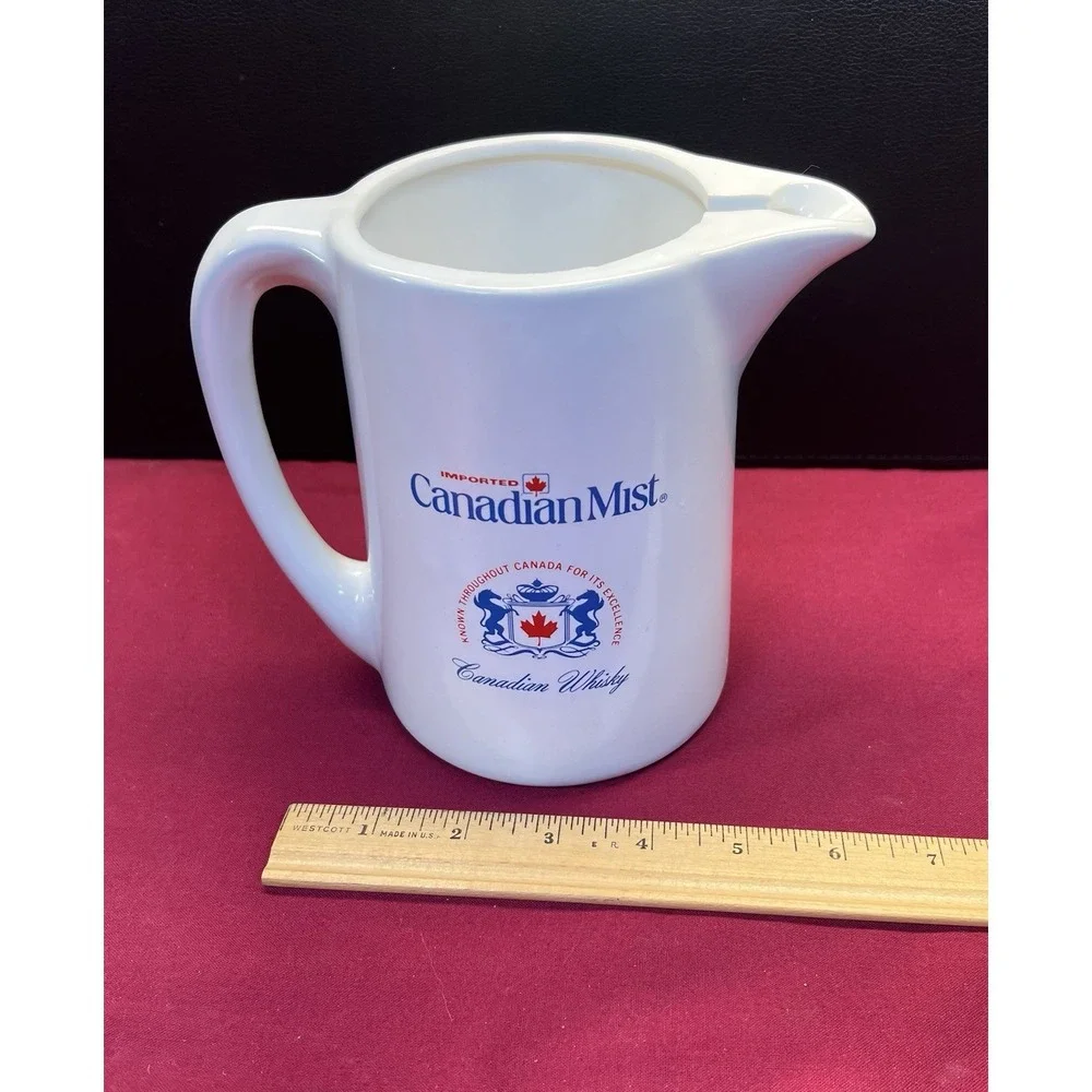 Vintage Canadian Mist Canadian Whiskey Water Pitcher‎